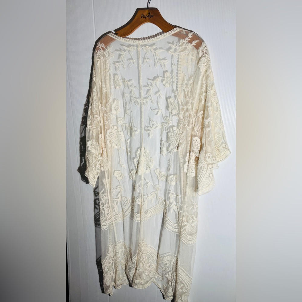 Floral lace kimono cardigan